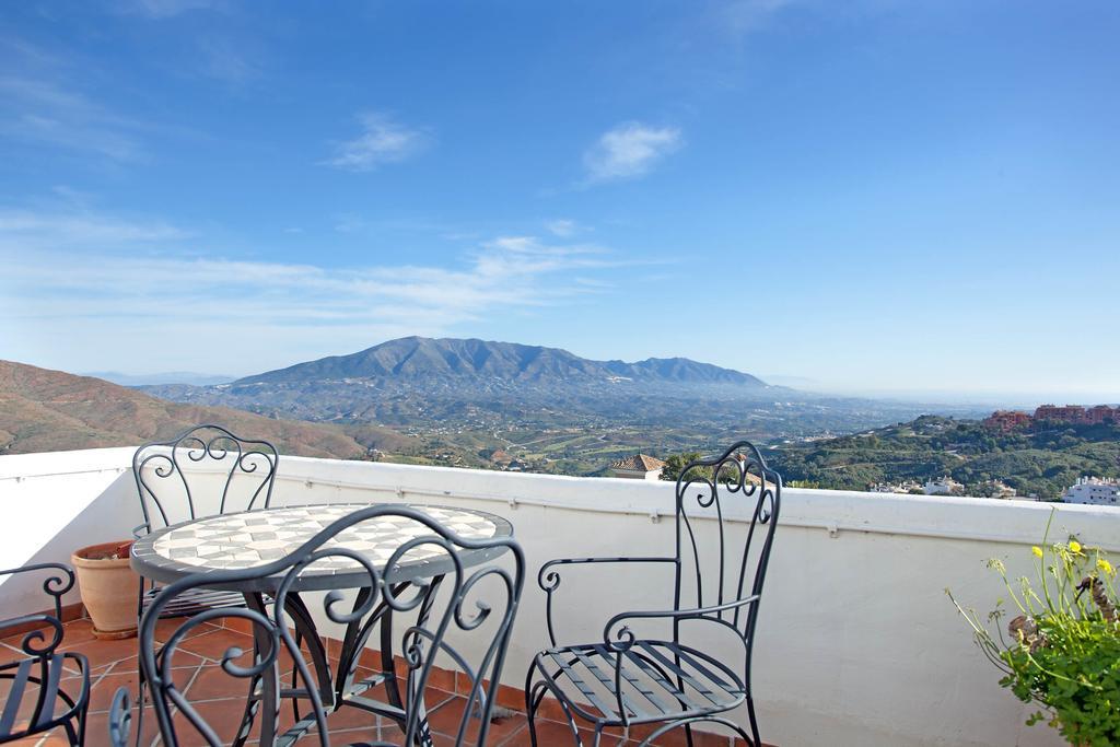 Apartment Jacarandas De Elviria Marbella Dış mekan fotoğraf